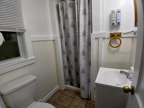 Jonathan Edwards Motel image 19