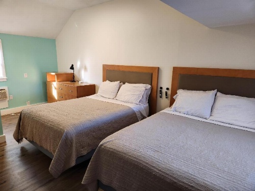 Jonathan Edwards Motel image 3
